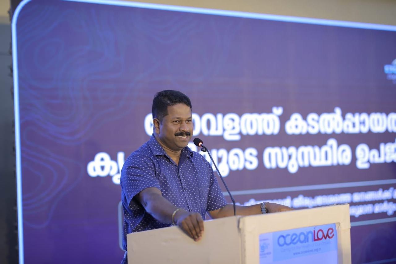 Speaker addressing the Blue Chef Initiative launch event in Kovalam